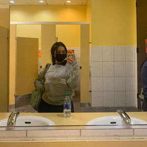 Meet your Posher, Stephanie